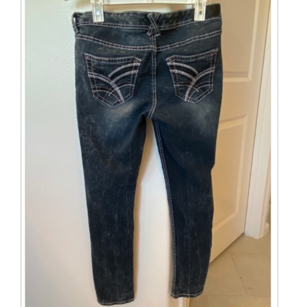 Jeans - Picture 2 of 2